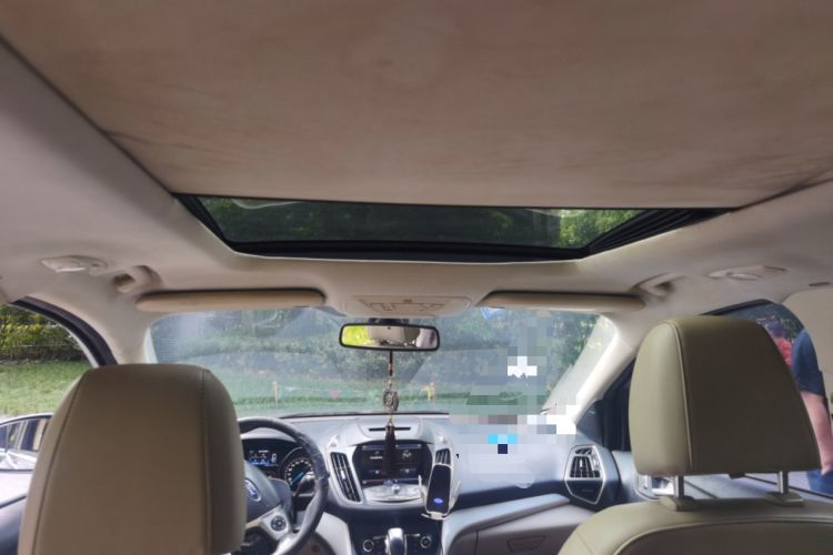 Used Ford Kuga 2013 1.6L GTDi 4x4 Elite Model Headliner
