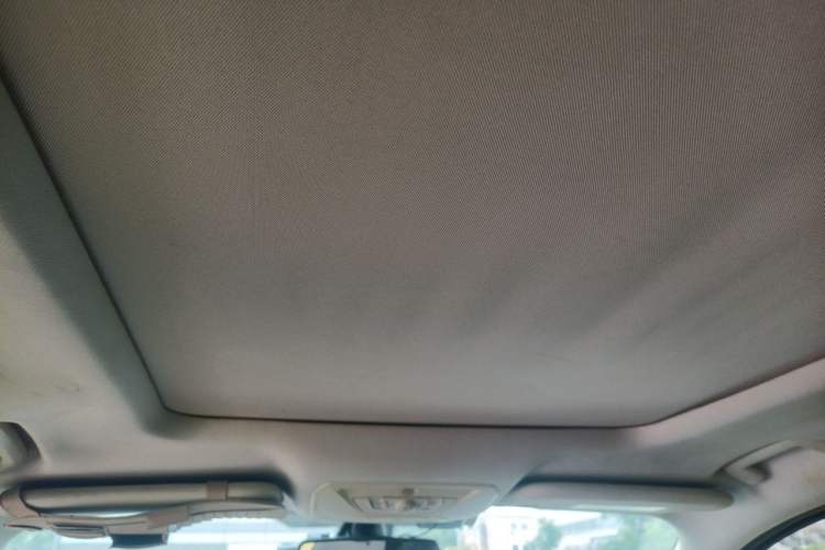 Used Ford Kuga 2013 2.0L GTDi Four-Wheel-Drive Sport Model Headliner