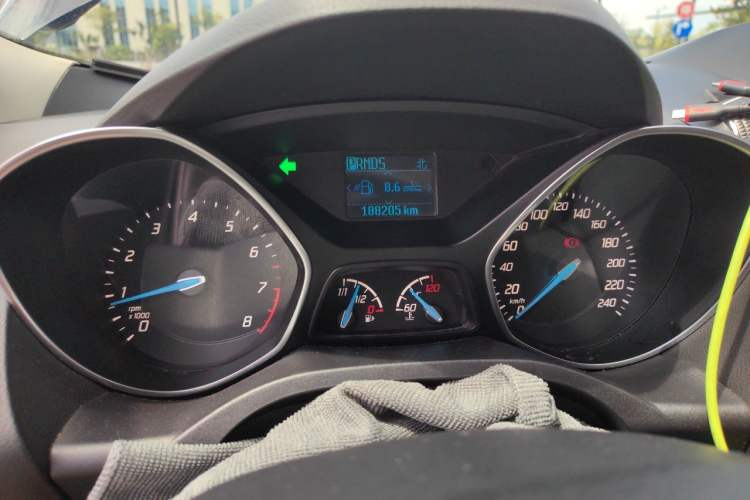 Used Ford Kuga 2013 1.6L GTDi Two-Wheel-Drive Trend Model Instrument Cluster