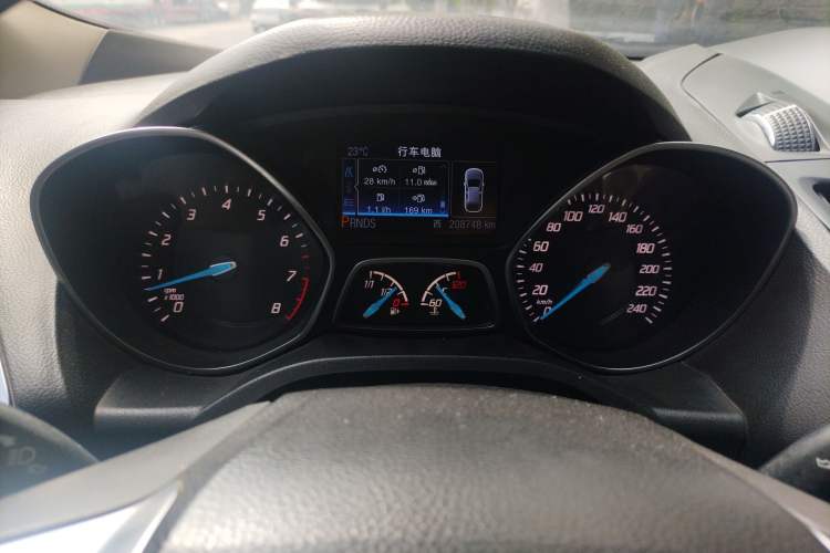 Used Ford Kuga 2013 2.0L GTDi Four-Wheel-Drive Elite Model Instrument Cluster