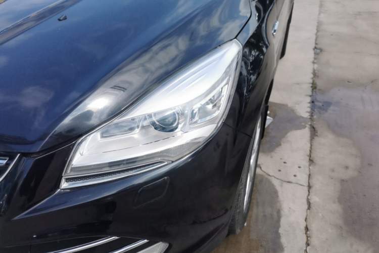 Used Ford Kuga 2013 2.0L GTDi Four-Wheel-Drive Sport Model Left Front Headlight