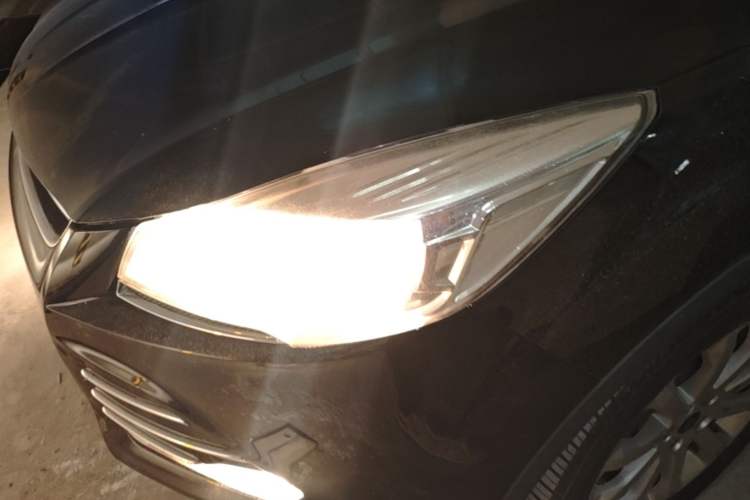 Used Ford Kuga 2013 1.6L GTDi 4x4 Elite Model Left Front Headlight