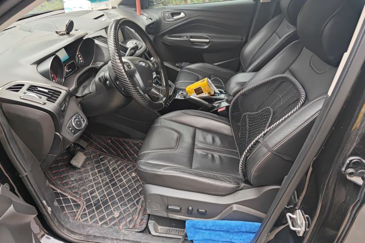 Used Ford Kuga 2013 2.0L GTDi Four-Wheel-Drive Sport Model Left Front Seat