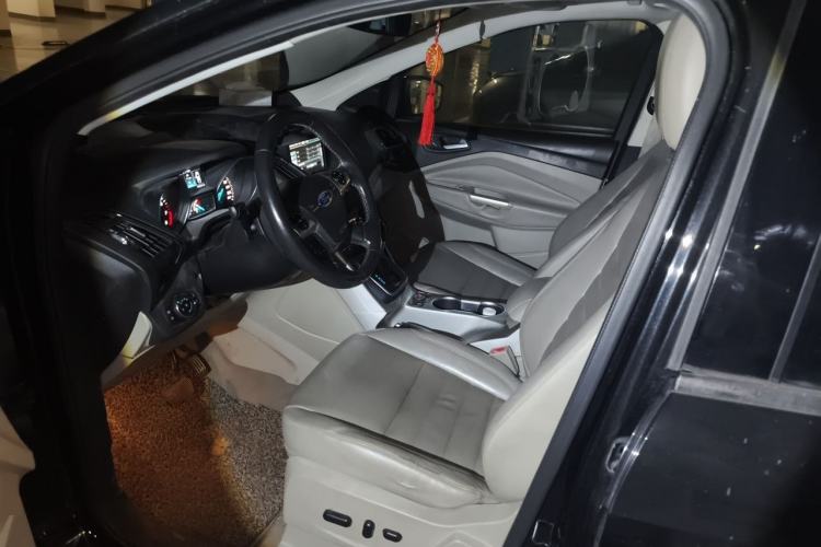 Used Ford Kuga 2013 1.6L GTDi 4x4 Elite Model Left Front Seat