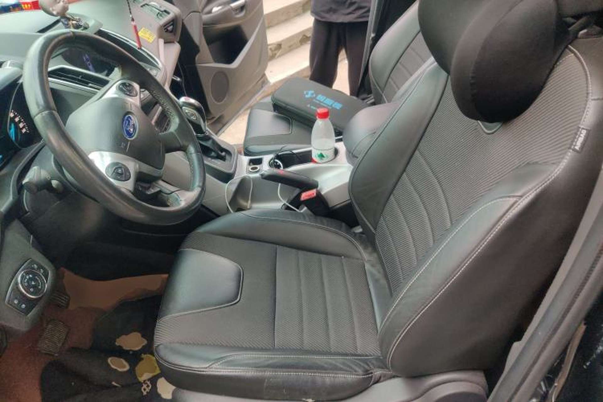 Used Ford Kuga 2013 1.6L GTDi Two-Wheel-Drive Trend Model Left Front Seat