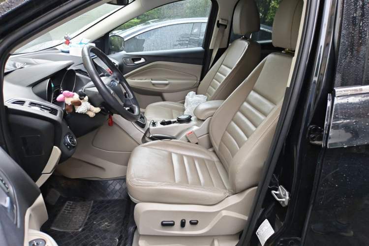 Used Ford Kuga 2013 1.6L GTDi 4x4 Elite Model Left Front Seat