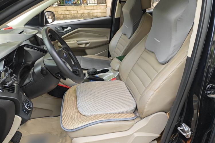 Used Ford Kuga 2013 2.0L GTDi Four-Wheel-Drive Elite Model Left Front Seat