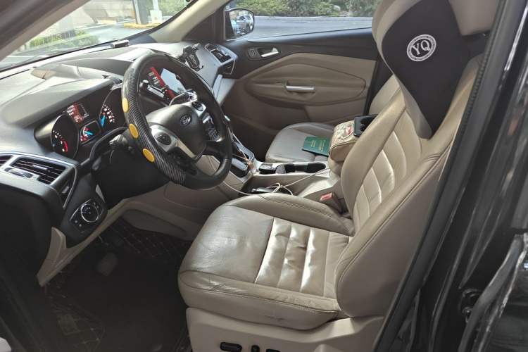 Used Ford Kuga 2013 2.0L GTDi Four-Wheel Drive Premium Model Left Front Seat