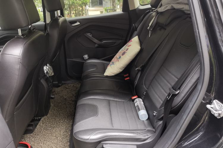 Used Ford Kuga 2013 1.6L GTDi Two-Wheel-Drive Trend Model Left Rear Seat