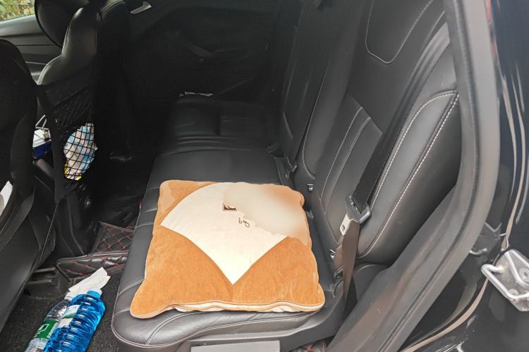 Used Ford Kuga 2013 2.0L GTDi Four-Wheel-Drive Sport Model Left Rear Seat