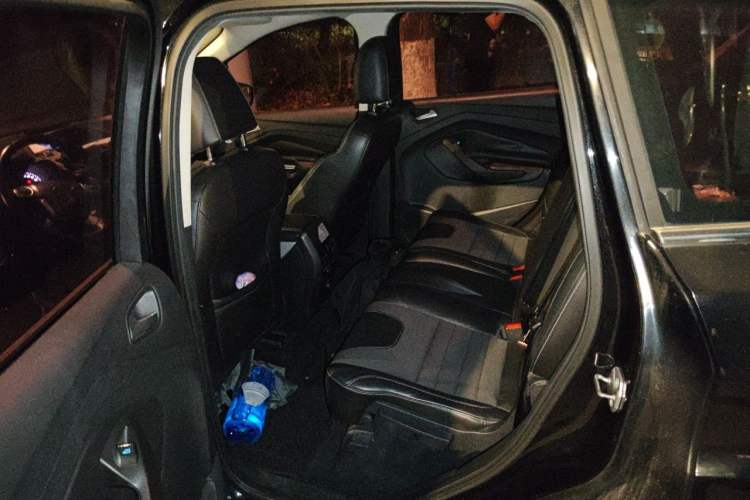 Used Ford Kuga 2013 1.6L GTDi Two-Wheel-Drive Trend Model Left Rear Seat