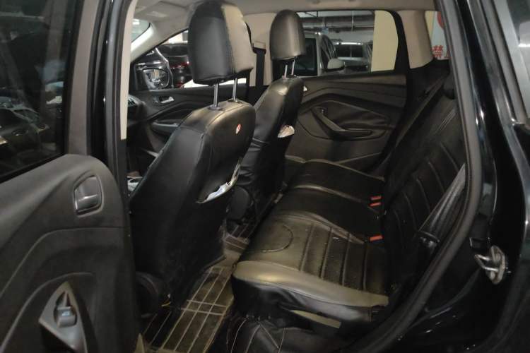 Used Ford Kuga 2013 1.6L GTDi Two-Wheel-Drive Comfort Model Left Rear Seat