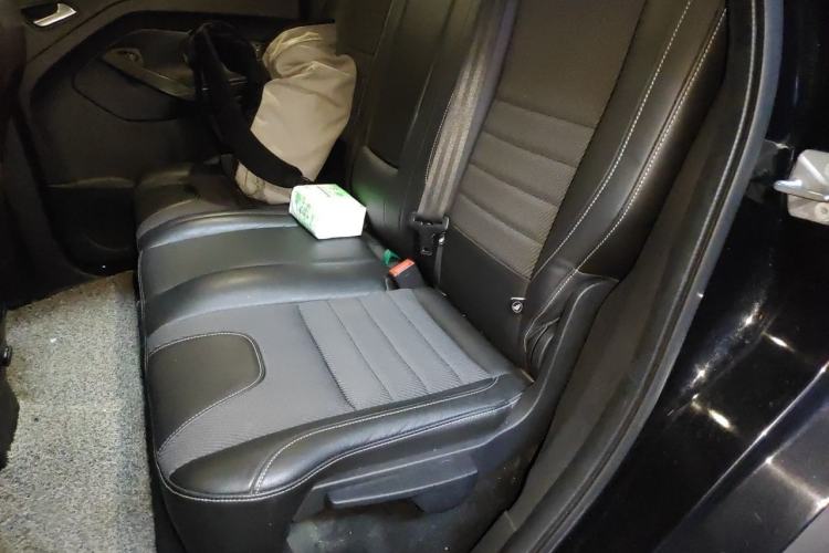 Used Ford Kuga 2013 1.6L GTDi Two-Wheel-Drive Trend Model Left Rear Seat