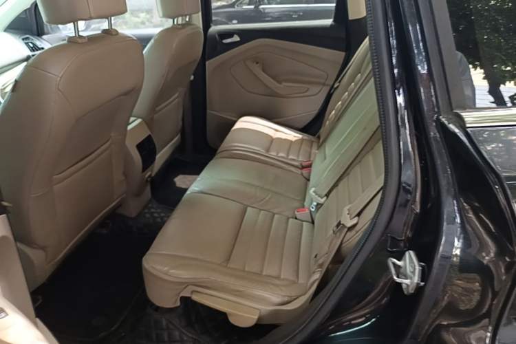 Used Ford Kuga 2013 2.0L GTDi Four-Wheel-Drive Elite Model Left Rear Seat