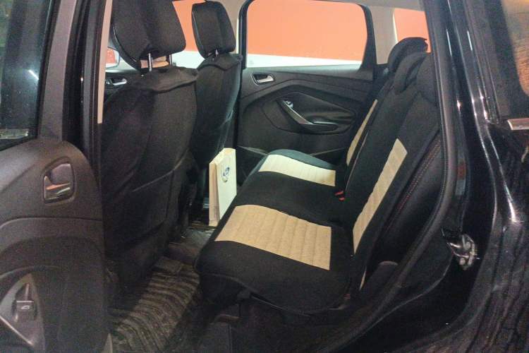 Used Ford Kuga 2013 1.6L GTDi Two-Wheel-Drive Comfort Model Left Rear Seat