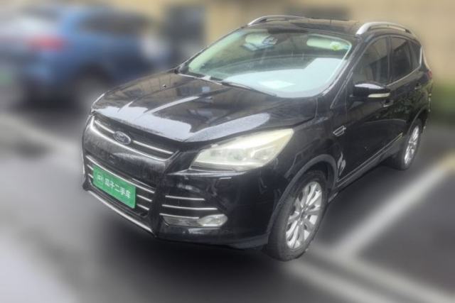 Ford Kuga 2013 2.0L GTDi Four-Wheel Drive Premium Model مستعملة