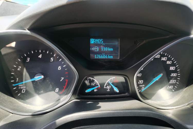 Used Ford Kuga 2013 1.6L GTDi Two-Wheel-Drive Comfort Model Odometer Close Up