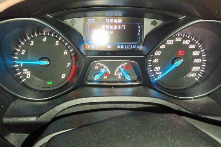 Used Ford Kuga 2013 2.0L GTDi Four-Wheel Drive Premium Model Odometer Close Up