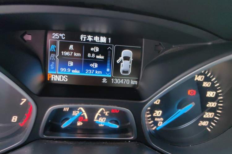 Used Ford Kuga 2013 1.6L GTDi 4x4 Elite Model Odometer Close Up