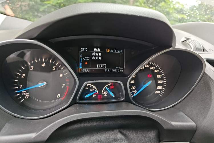 Used Ford Kuga 2013 2.0L GTDi Four-Wheel Drive Premium Model Odometer Close Up