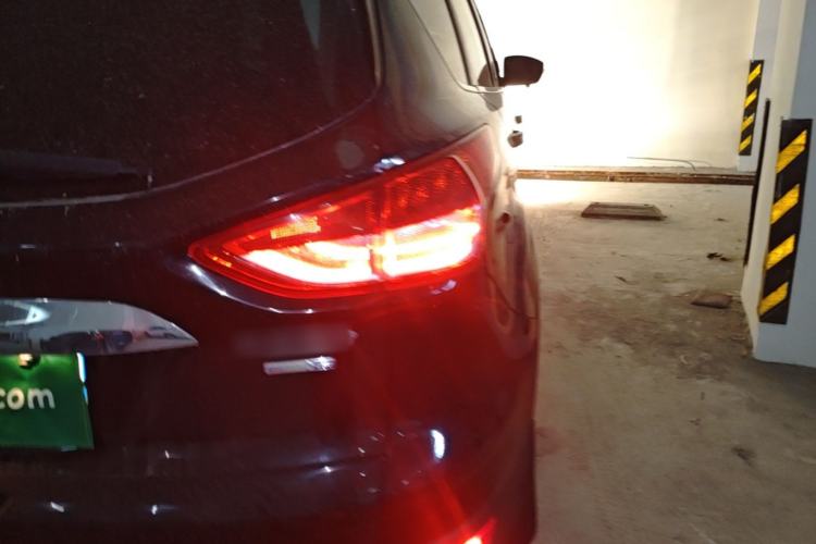 Used Ford Kuga 2013 1.6L GTDi 4x4 Elite Model Right Rear Taillight