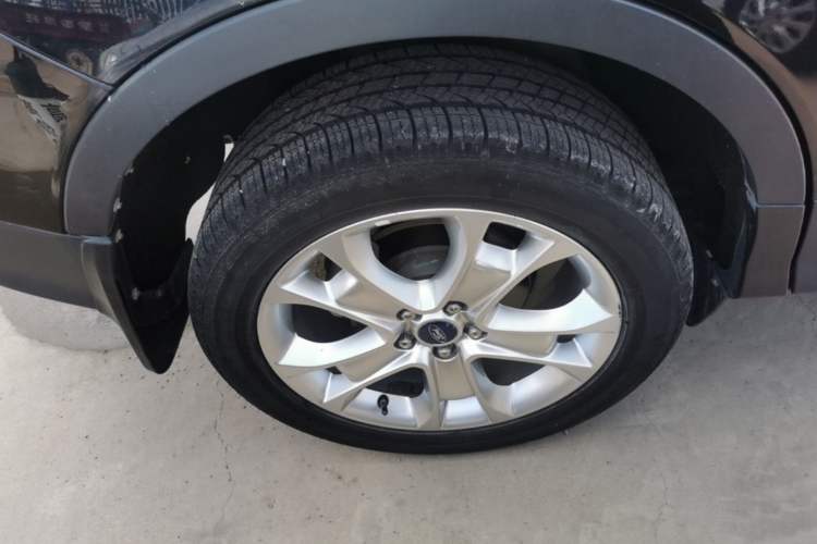 Used Ford Kuga 2013 2.0L GTDi Four-Wheel-Drive Sport Model Right Rear Wheel Hub