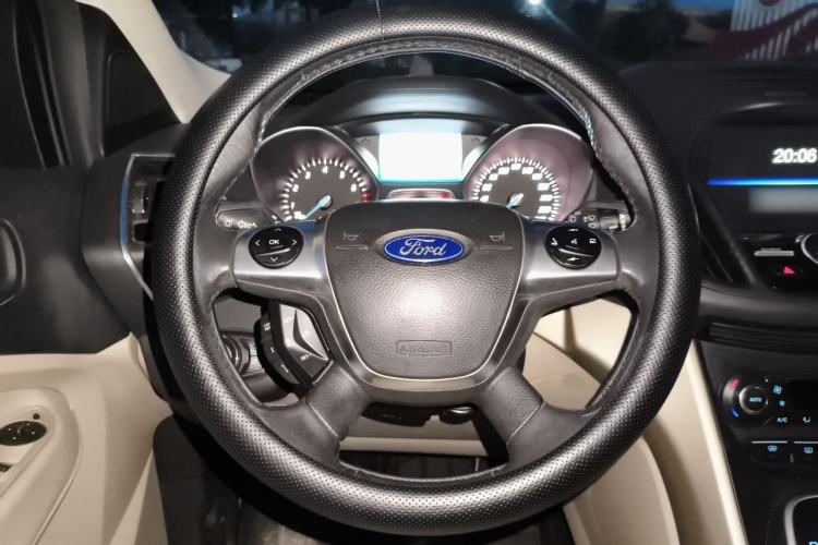 Used Ford Kuga 2013 2.0L GTDi Four-Wheel Drive Premium Model Steering Wheel