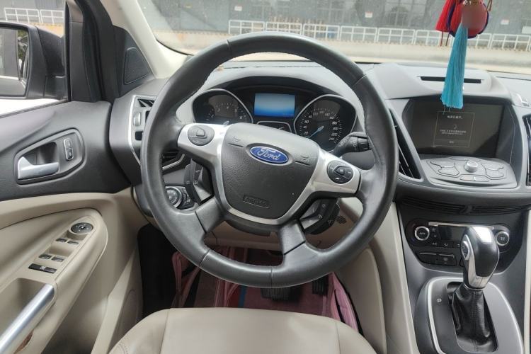 Used Ford Kuga 2013 1.6L GTDi 4x4 Elite Model Steering Wheel