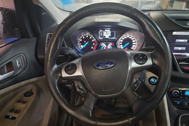 Used Ford Kuga 2013 2.0L GTDi Four-Wheel Drive Premium Model Steering Wheel