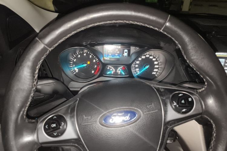 Used Ford Kuga 2013 1.6L GTDi 4x4 Elite Model Steering Wheel