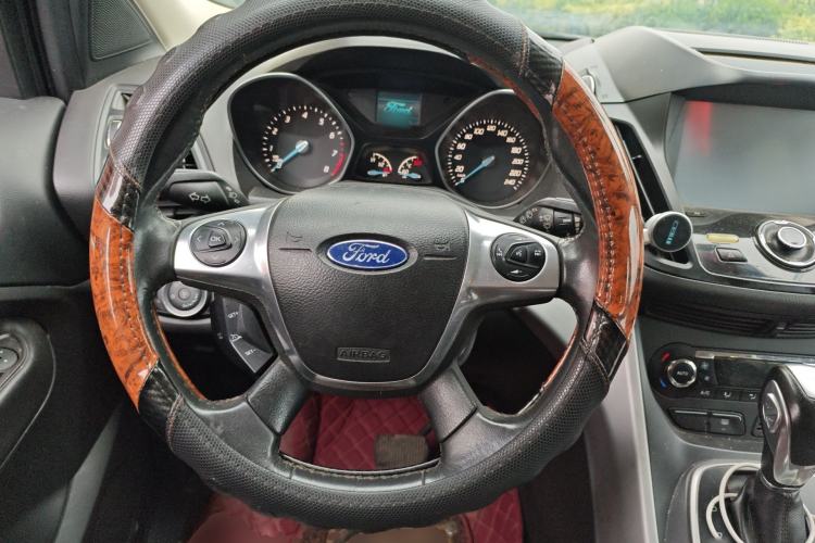 Used Ford Kuga 2013 1.6L GTDi Two-Wheel-Drive Trend Model Steering Wheel