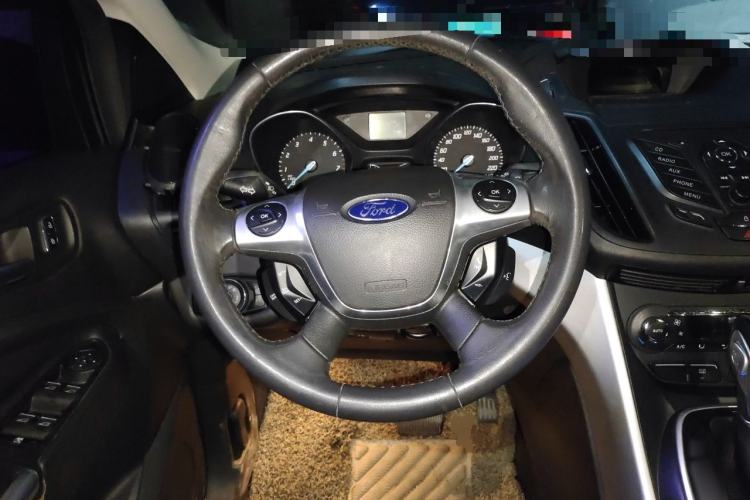 Used Ford Kuga 2013 1.6L GTDi Two-Wheel-Drive Trend Model Steering Wheel