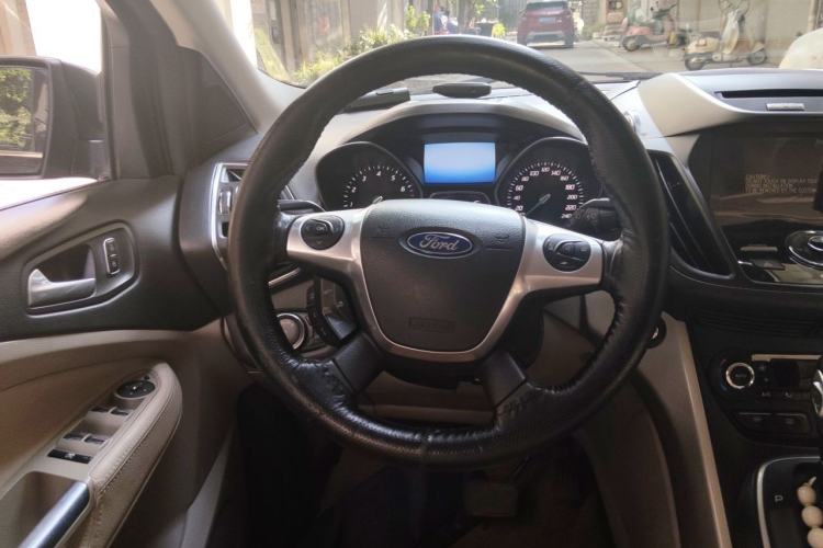 Used Ford Kuga 2013 2.0L GTDi Four-Wheel Drive Premium Model Steering Wheel