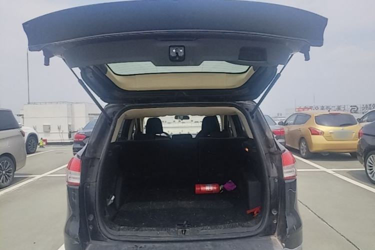 Used Ford Kuga 2013 1.6L GTDi Two-Wheel-Drive Comfort Model Trunk