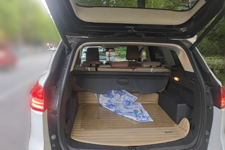 Used Ford Kuga 2013 1.6L GTDi 4x4 Elite Model Trunk