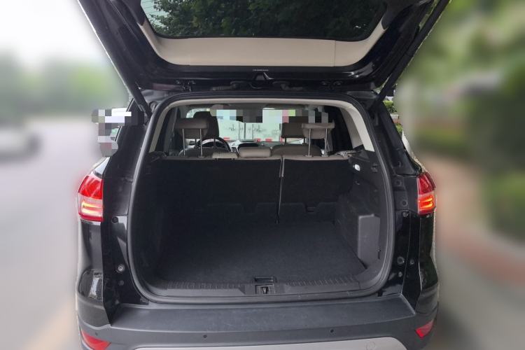 Used Ford Kuga 2013 1.6L GTDi 4x4 Elite Model Trunk