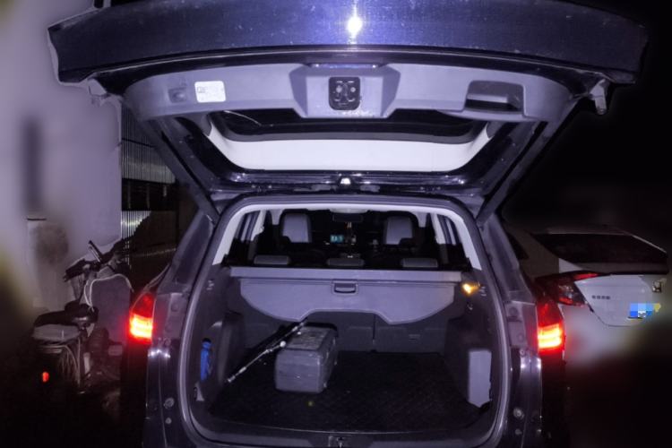 Used Ford Kuga 2013 2.0L GTDi Four-Wheel-Drive Sport Model Trunk