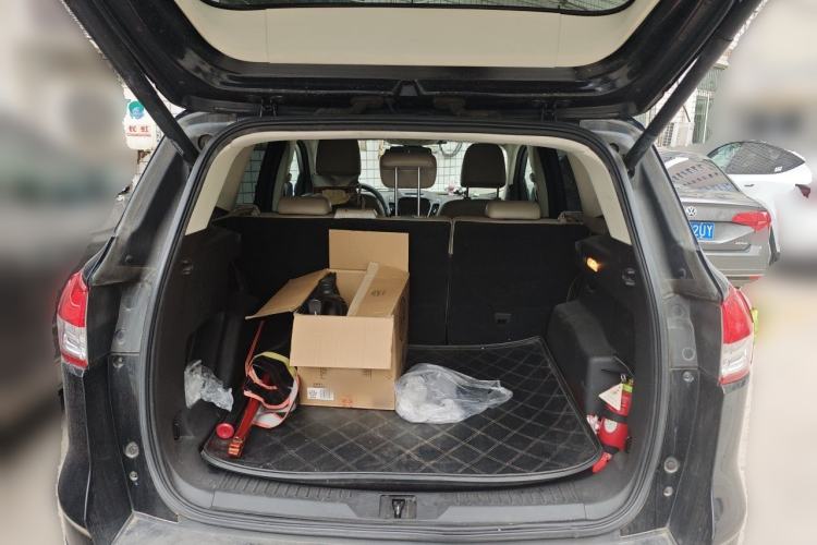 Used Ford Kuga 2013 1.6L GTDi 4x4 Elite Model Trunk