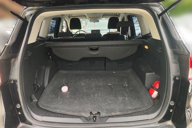 Used Ford Kuga 2013 1.6L GTDi Two-Wheel-Drive Comfort Model Trunk