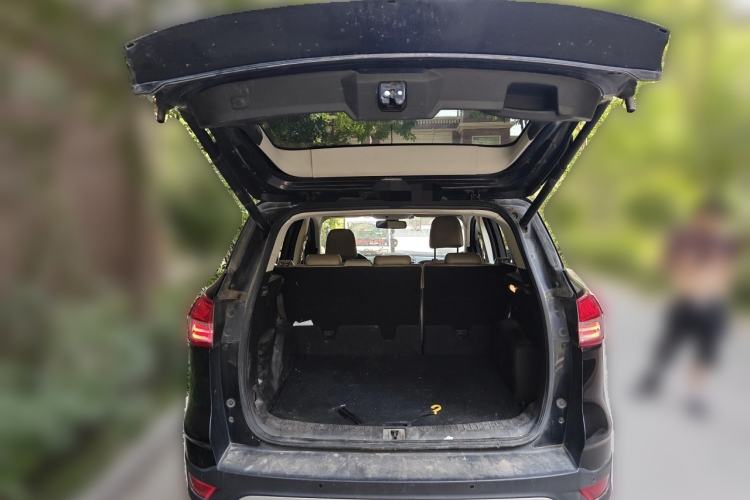 Used Ford Kuga 2013 2.0L GTDi Four-Wheel-Drive Elite Model Trunk