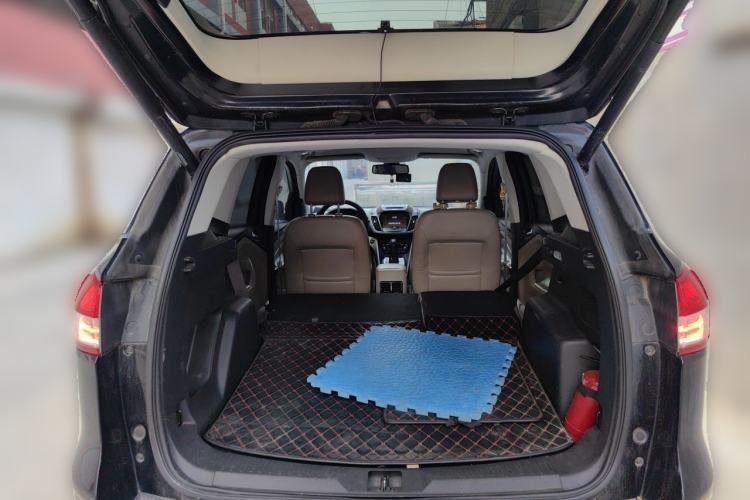 Used Ford Kuga 2013 1.6L GTDi 4x4 Elite Model Trunk