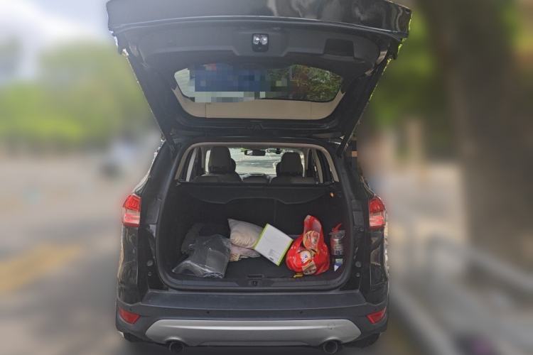 Used Ford Kuga 2013 2.0L GTDi Four-Wheel-Drive Elite Model Trunk