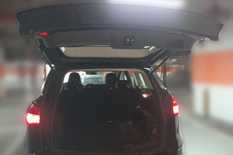 Used Ford Kuga 2013 1.6L GTDi Two-Wheel-Drive Comfort Model Trunk