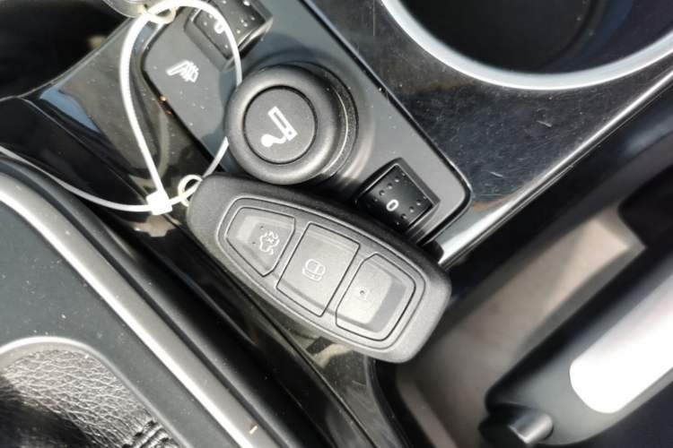 Used Ford Kuga 2013 2.0L GTDi Four-Wheel-Drive Sport Model Vehicle Key