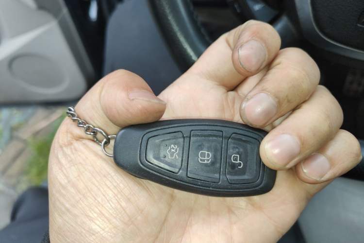 Used Ford Kuga 2013 2.0L GTDi Four-Wheel Drive Premium Model Vehicle Key
