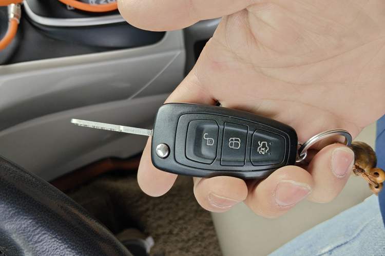 Used Ford Kuga 2013 1.6L GTDi 4x4 Elite Model Vehicle Key