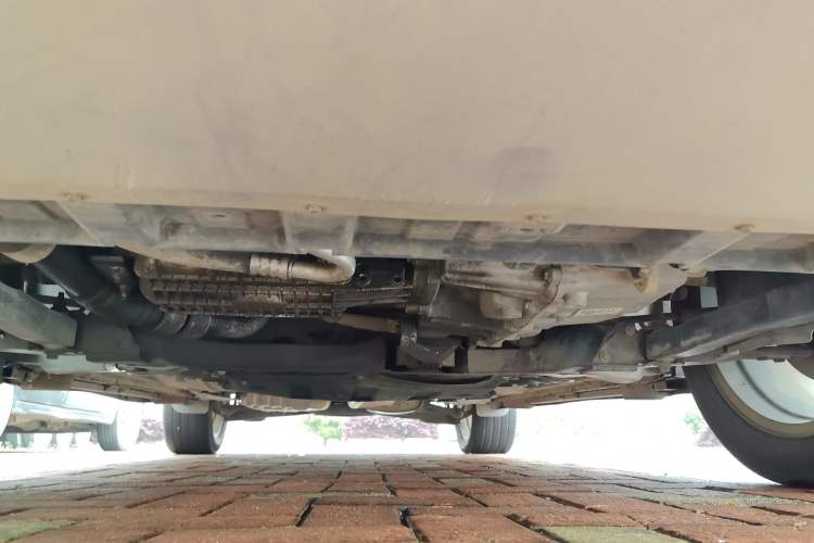 Used Ford Kuga 2013 1.6L GTDi Two-Wheel-Drive Comfort Model Chassis Front