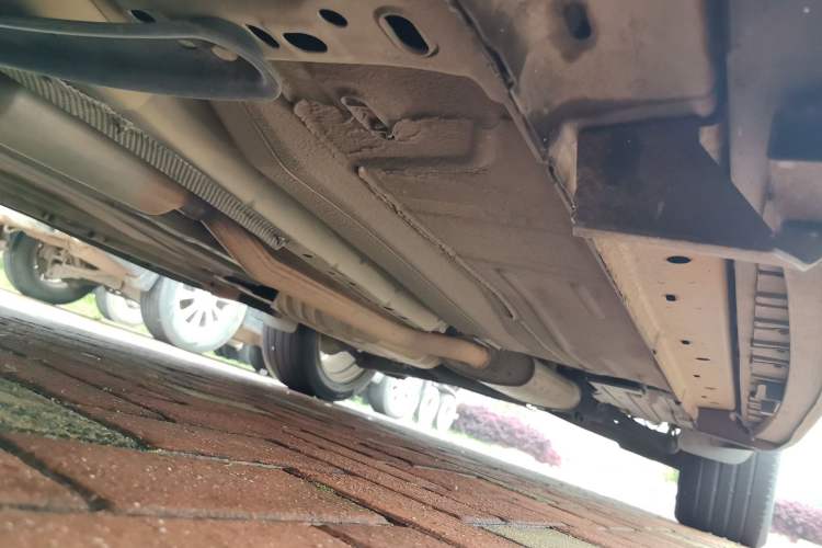 Used Ford Kuga 2013 1.6L GTDi Two-Wheel-Drive Comfort Model Chassis Front Left