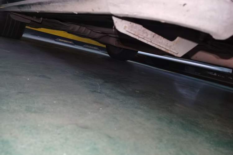 Used Ford Kuga 2013 1.6L GTDi Two-Wheel-Drive Comfort Model Chassis Front Right