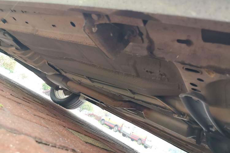 Used Ford Kuga 2013 1.6L GTDi Two-Wheel-Drive Comfort Model Chassis Front Right